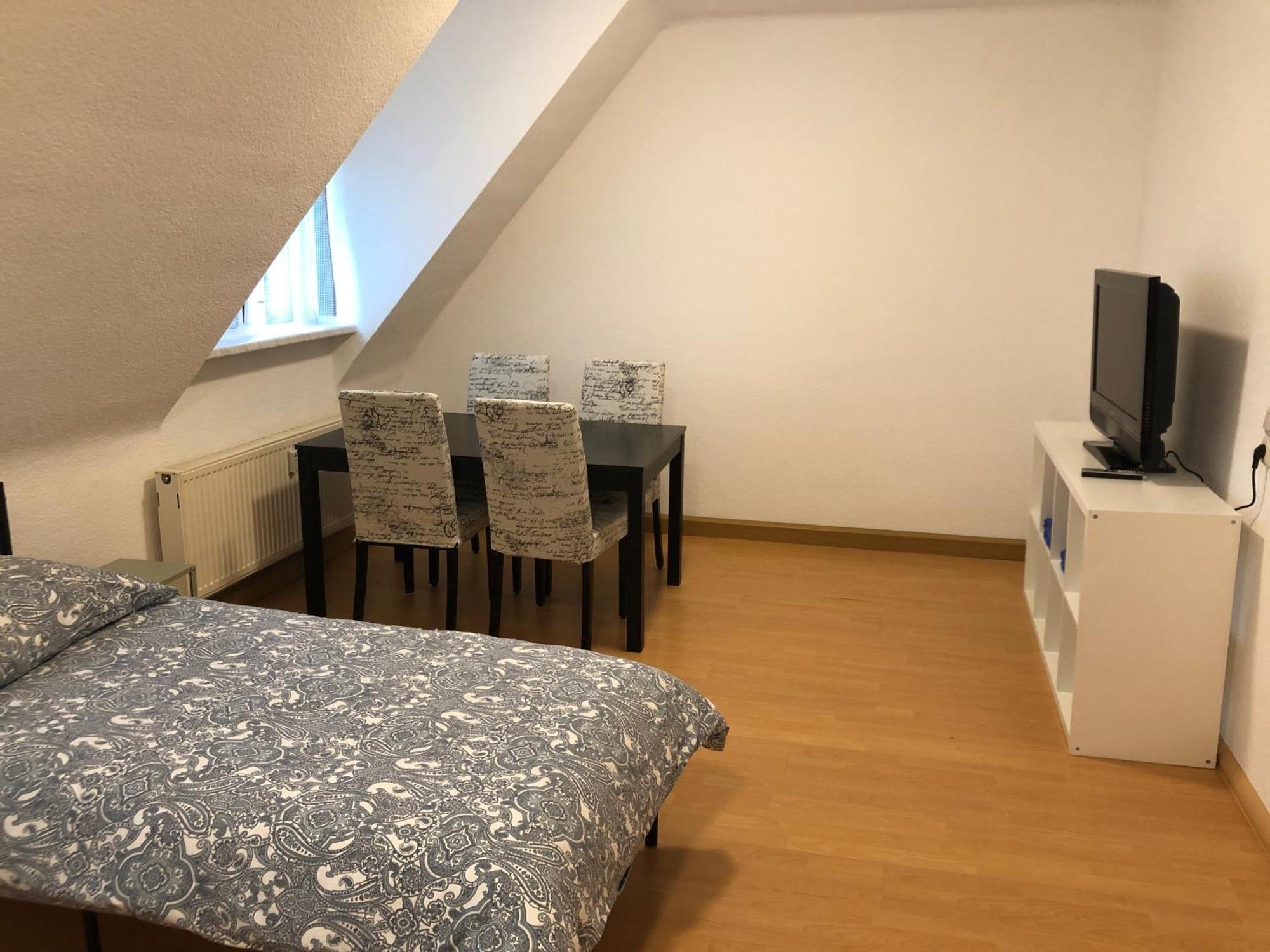Ferienwohnung Monteurzimmer Haus Arnstadt Ngoại thất bức ảnh